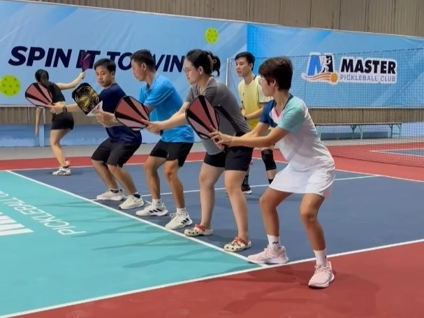 Các dịch vụ tiện ích của sân Pickleball Master