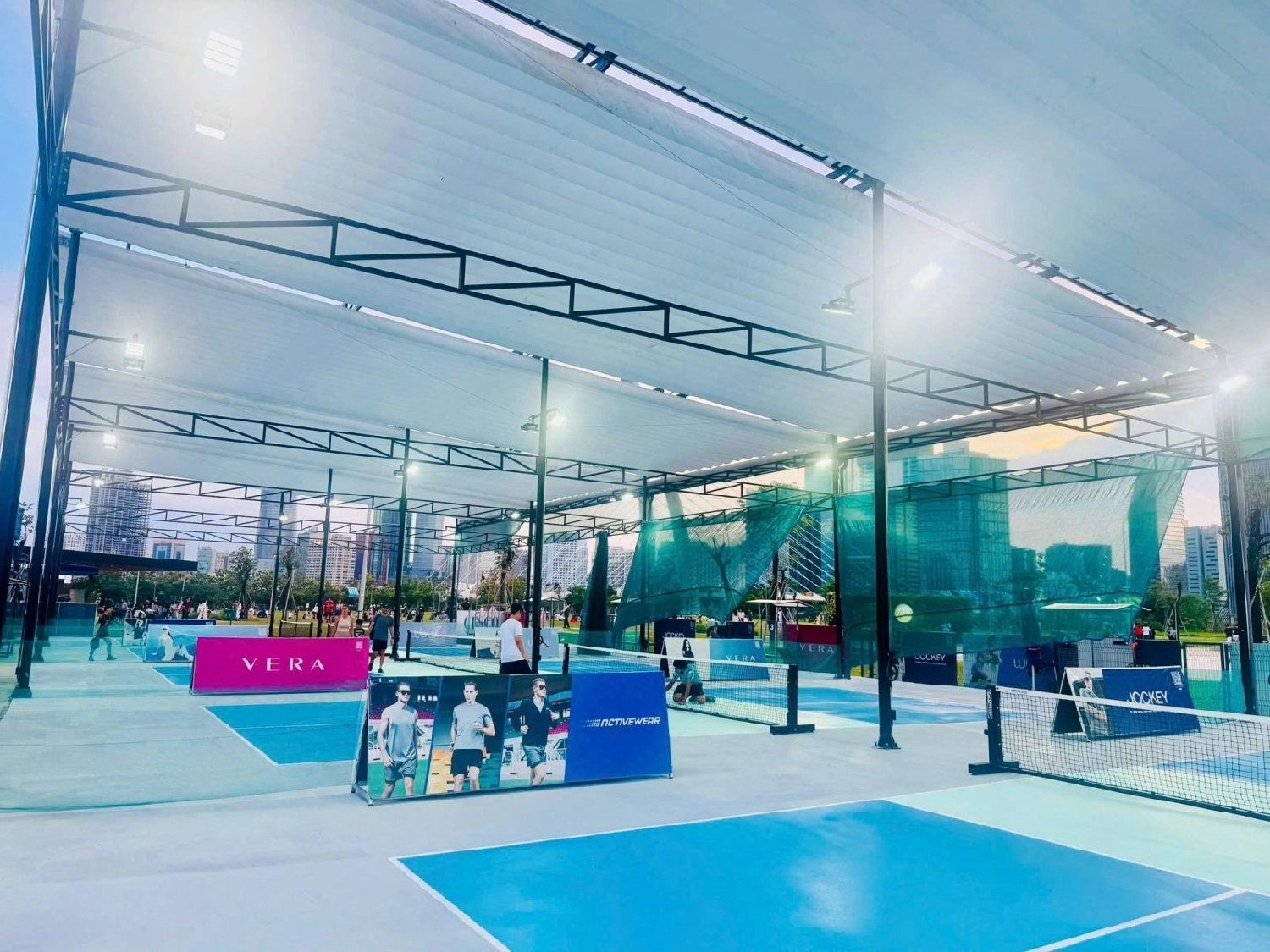 Sân Pickleball Metropole Hồ Chí Minh