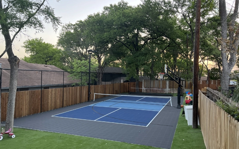 không gian sân pickleball mini