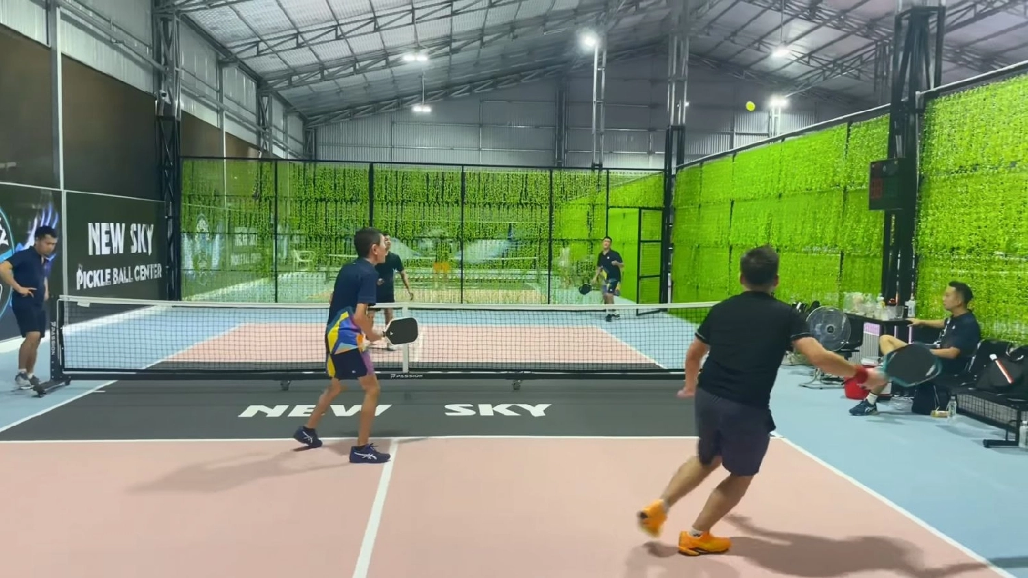 Các dịch vụ tiện ích của sân Pickleball Newsky