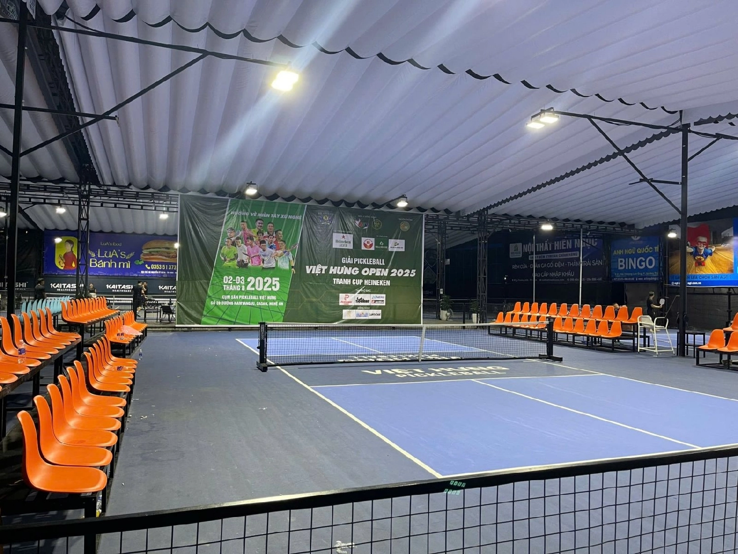 Sân pickleball Việt Hưng
