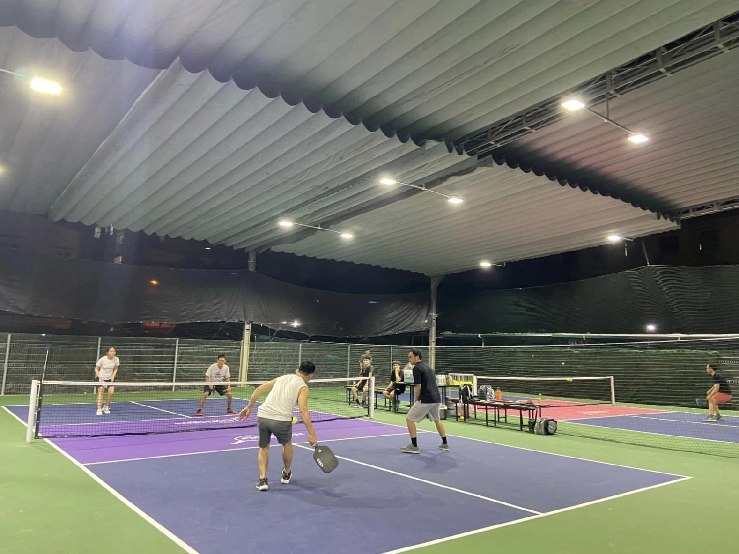 Các dịch vụ tiện ích của sân Pickleball Ngọc Thuỵ