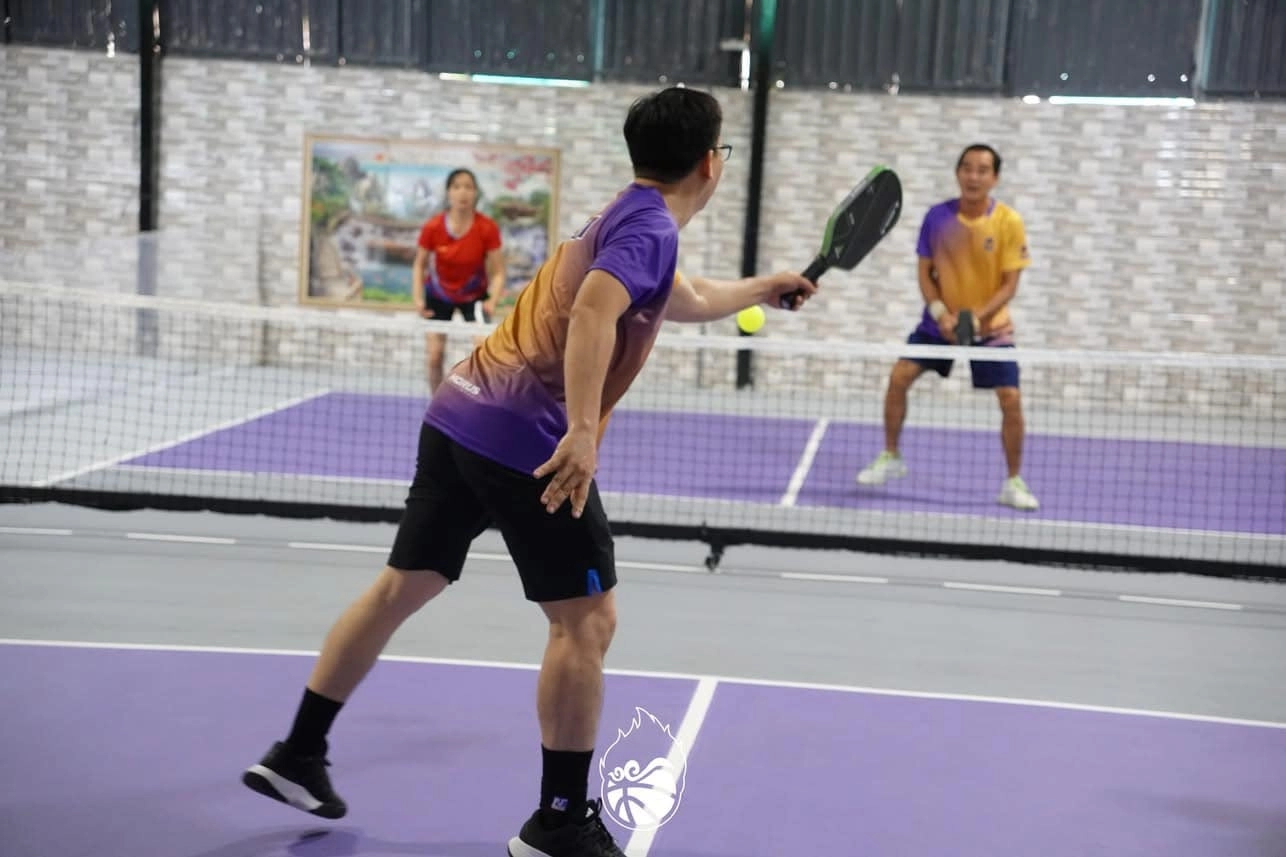 Giá thuê sân Pickleball Nonstop