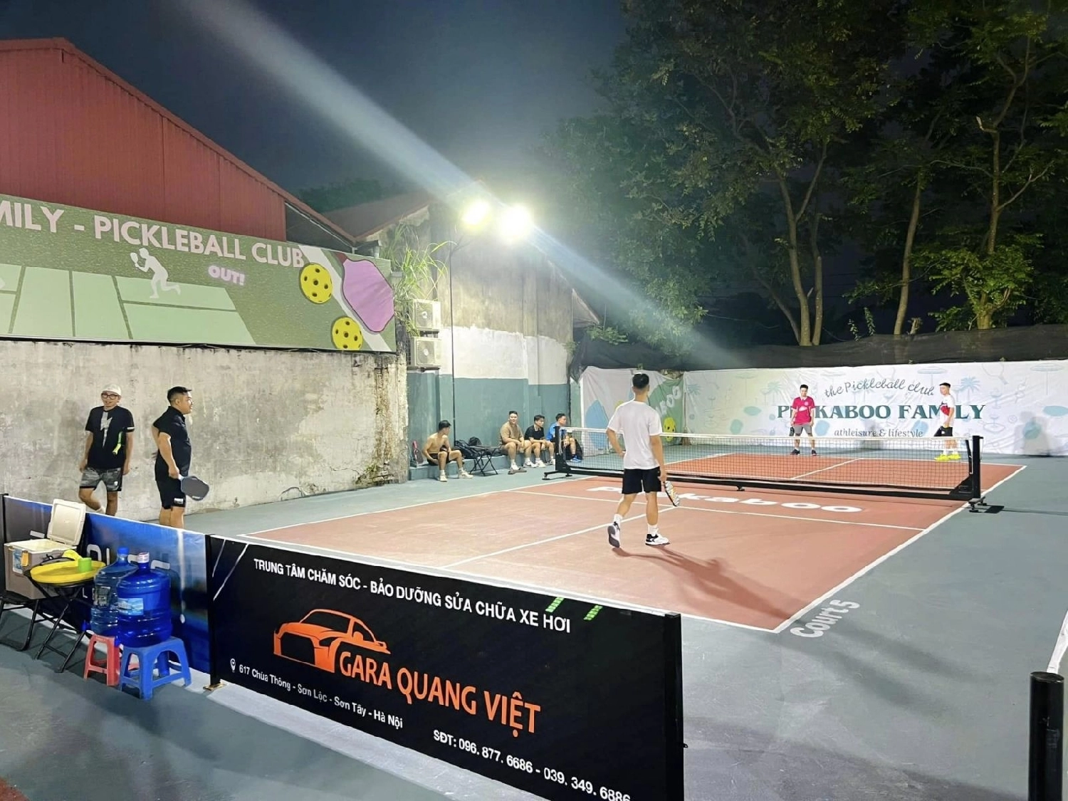 Các dịch vụ tiện ích của sân Pickleball Peekaboo Family