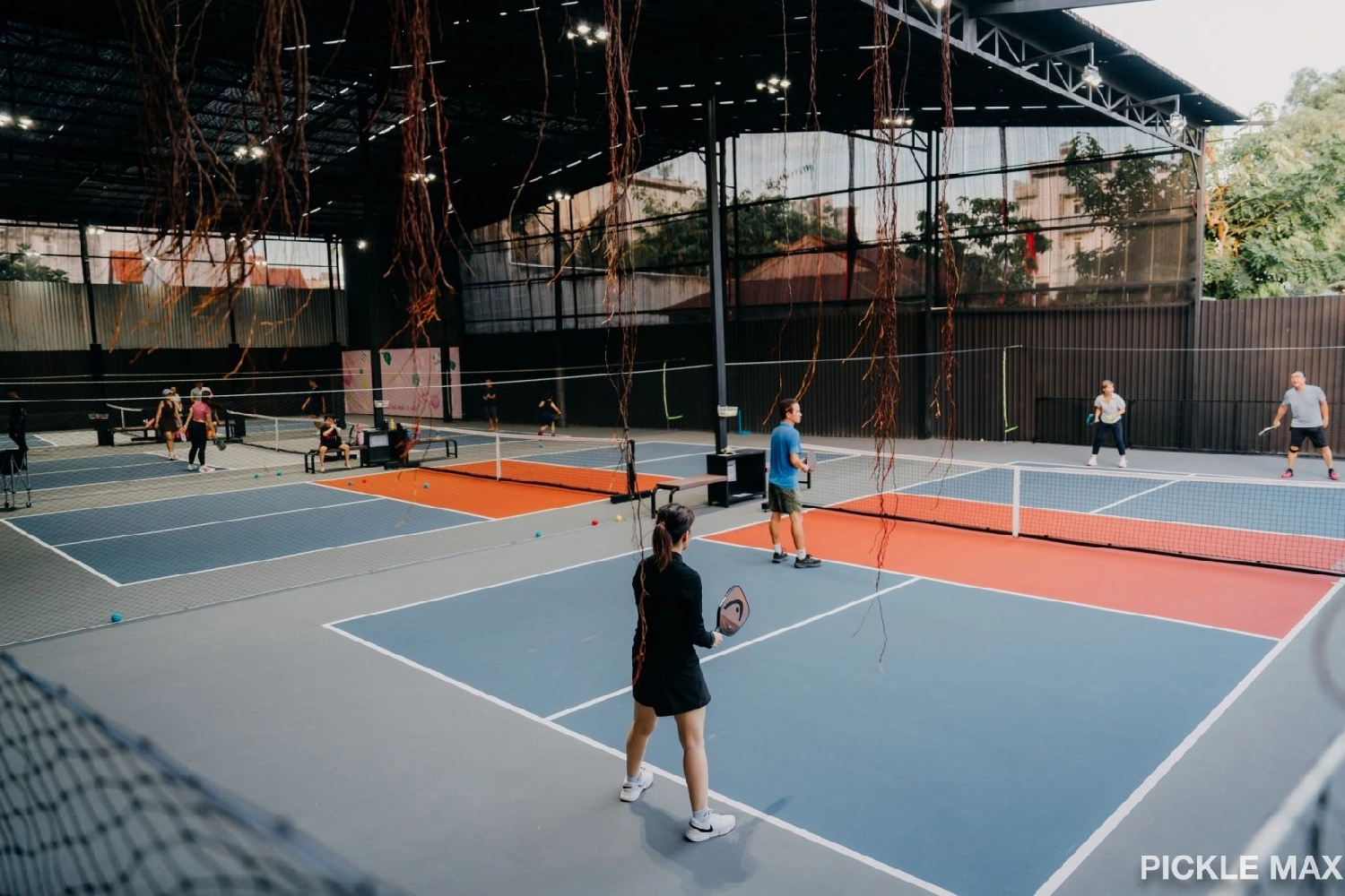 Giới thiệu sân Pickleball Pickle Max