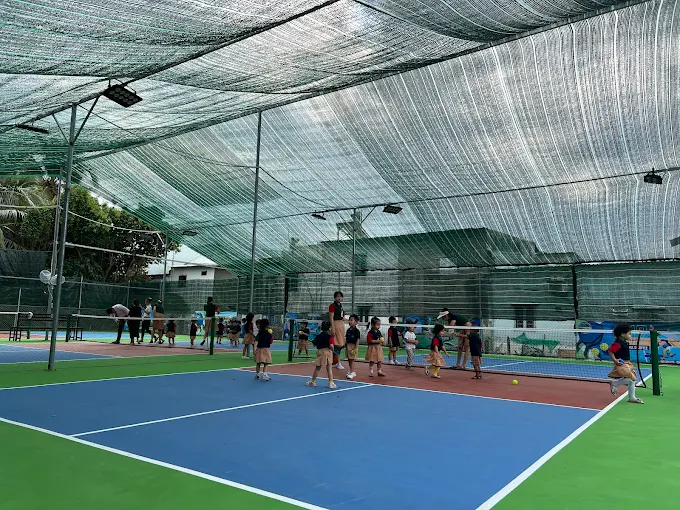 Sân Cà phê Pickleball Q12