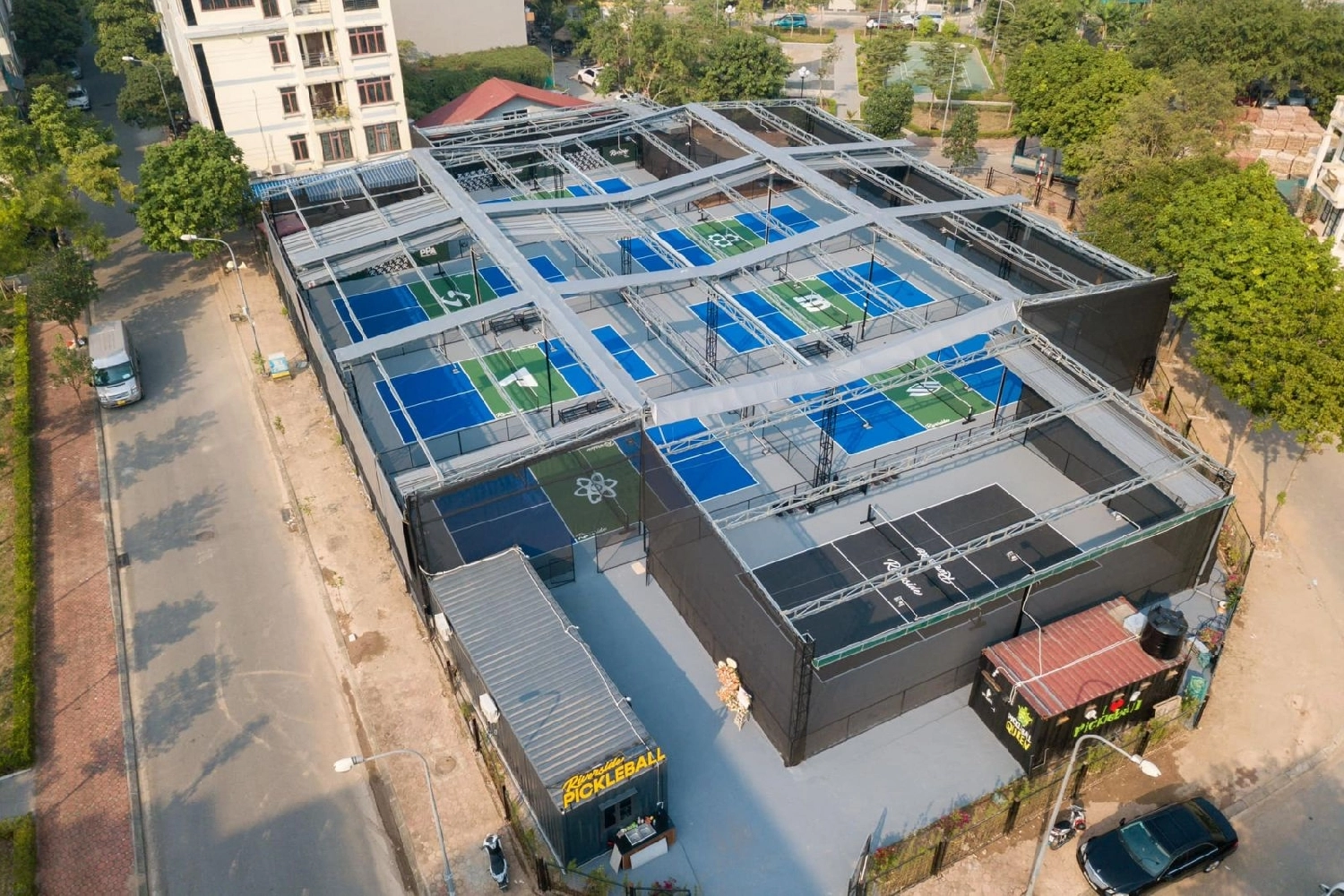 Cụm sân pickleball Riverside Long Biên