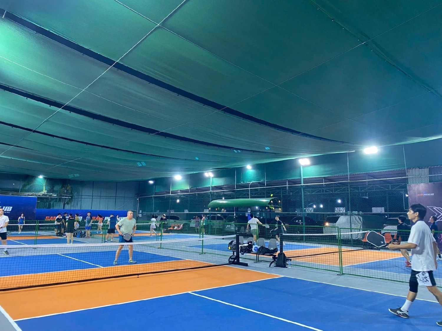 Các dịch vụ tiện ích của sân Pickleball Sam Picklub