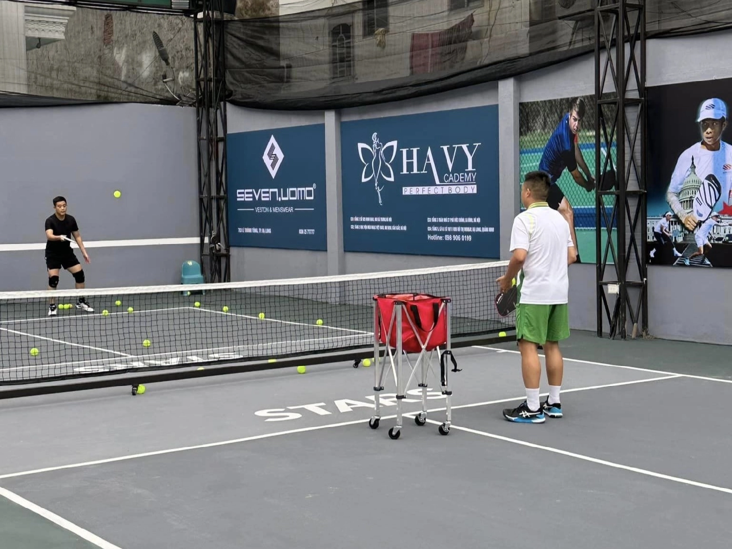 Các dịch vụ tiện ích của sân Pickleball Stars Hạ Long