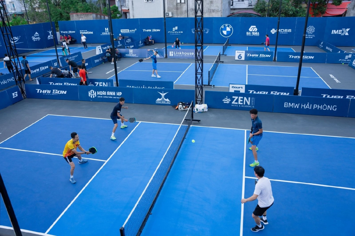 Các dịch vụ tiện ích của sân Pickleball Thái Sơn