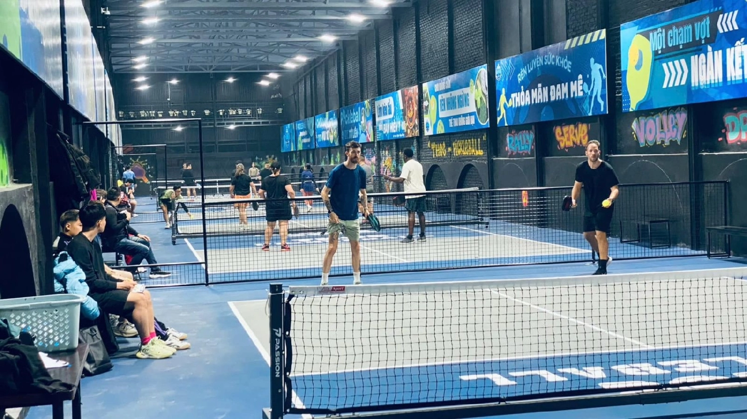 Các dịch vụ tiện ích tại sân Pickleball THOC