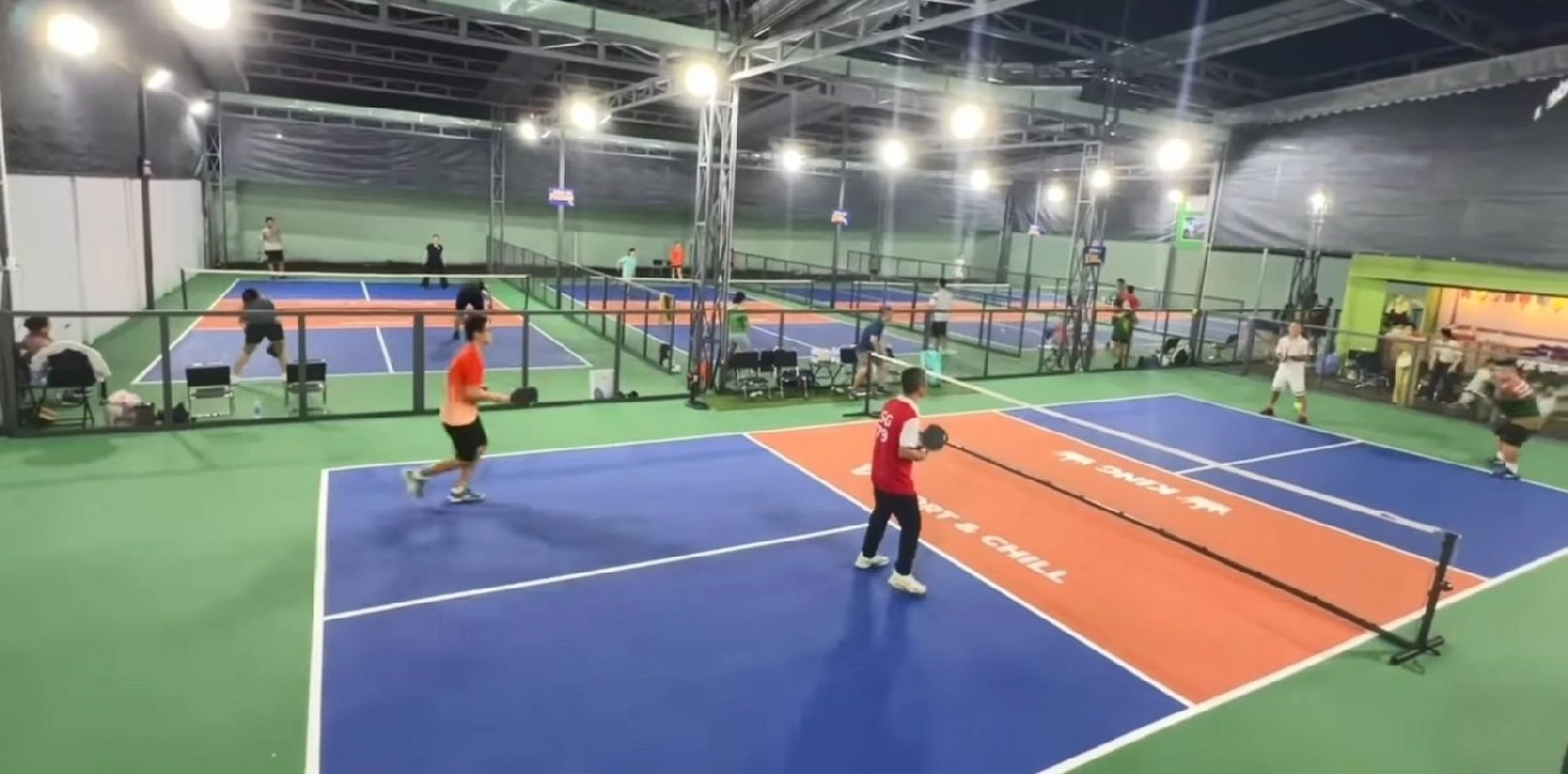 Các dịch vụ tiện ích của sân Pickleball V2 Sport & Chill