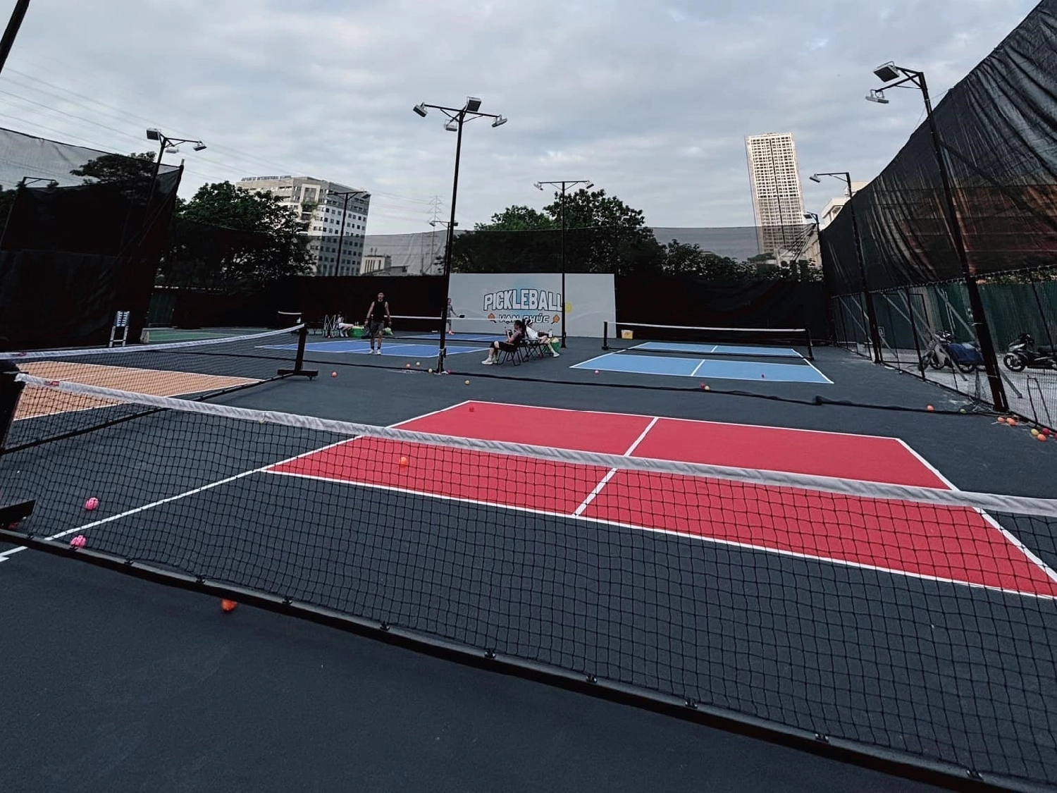 Sân Pickleball Vạn Phúc