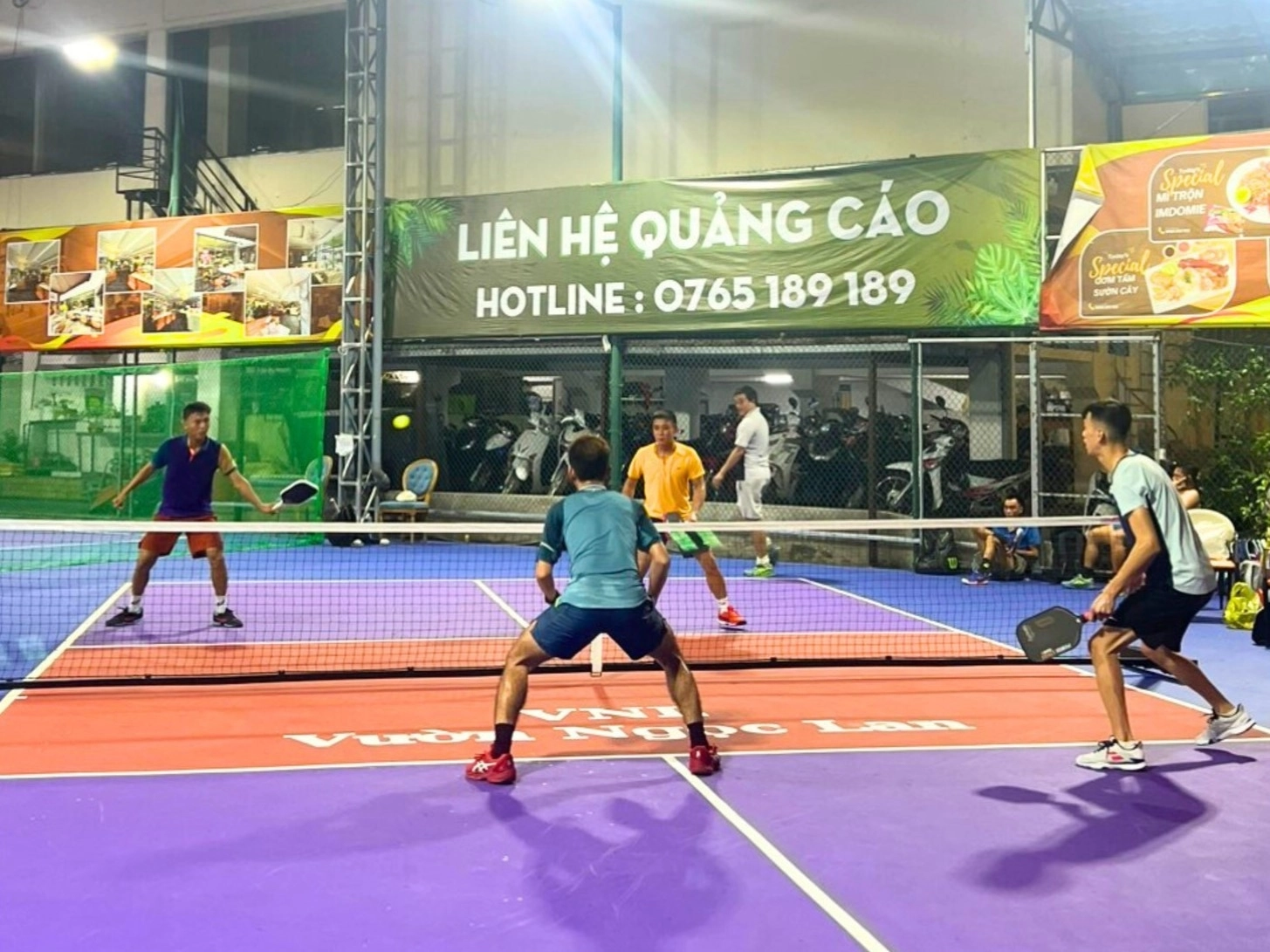 Các dịch vụ tiện ích của sân Pickleball Vườn Ngọc Lan