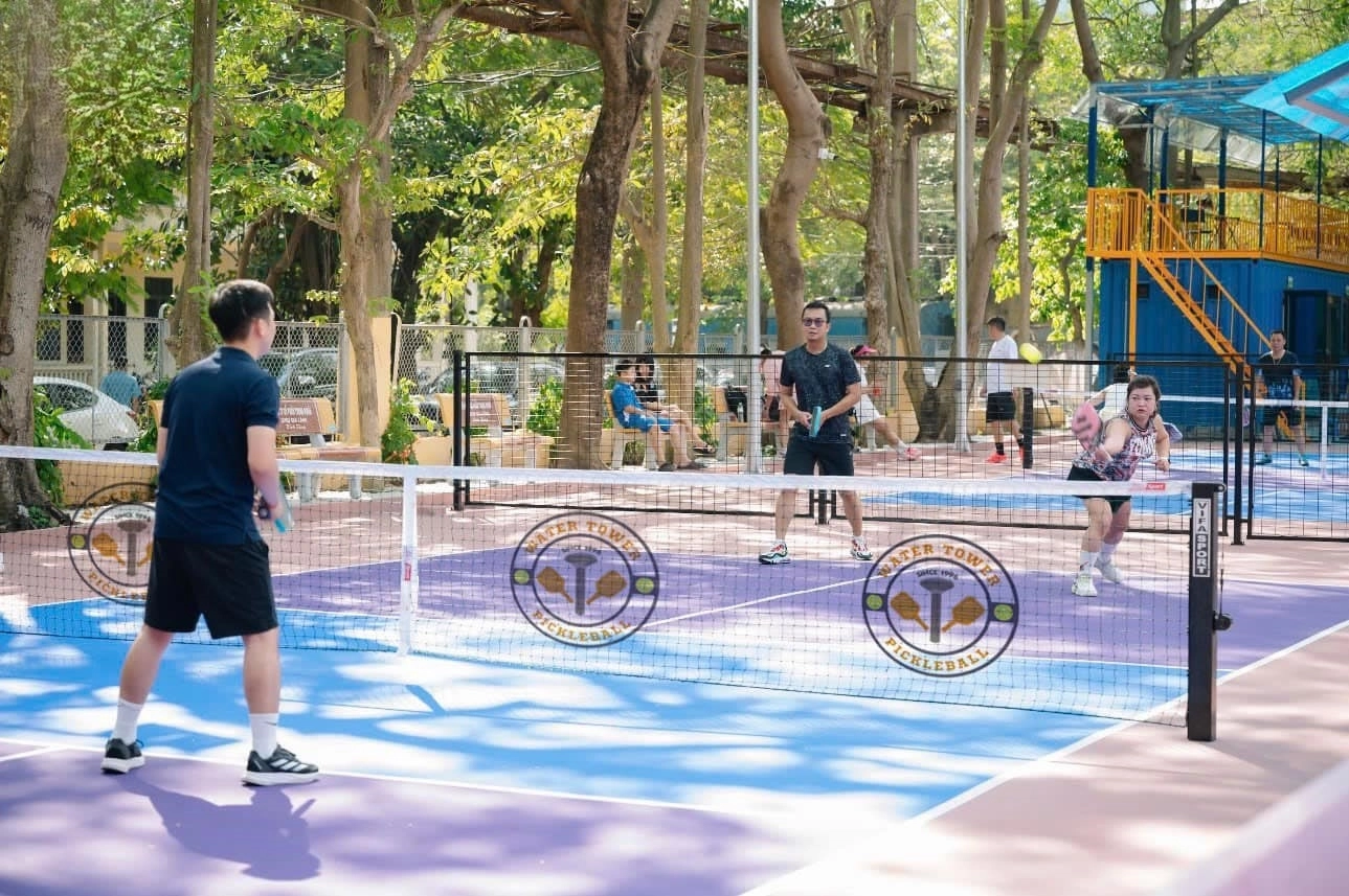 Các dịch vụ tiện ích của sân Pickleball Water Tower