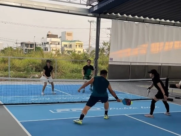 Các dịch vụ tiện ích của sân Pro Pickleball