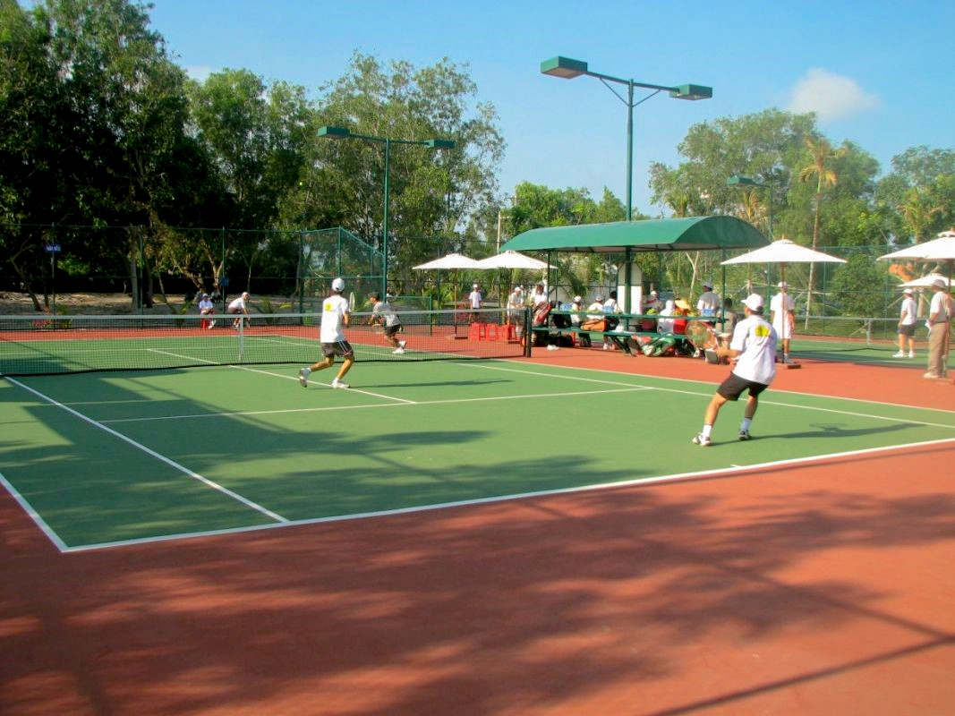 Sân tennis Văn Thắng 