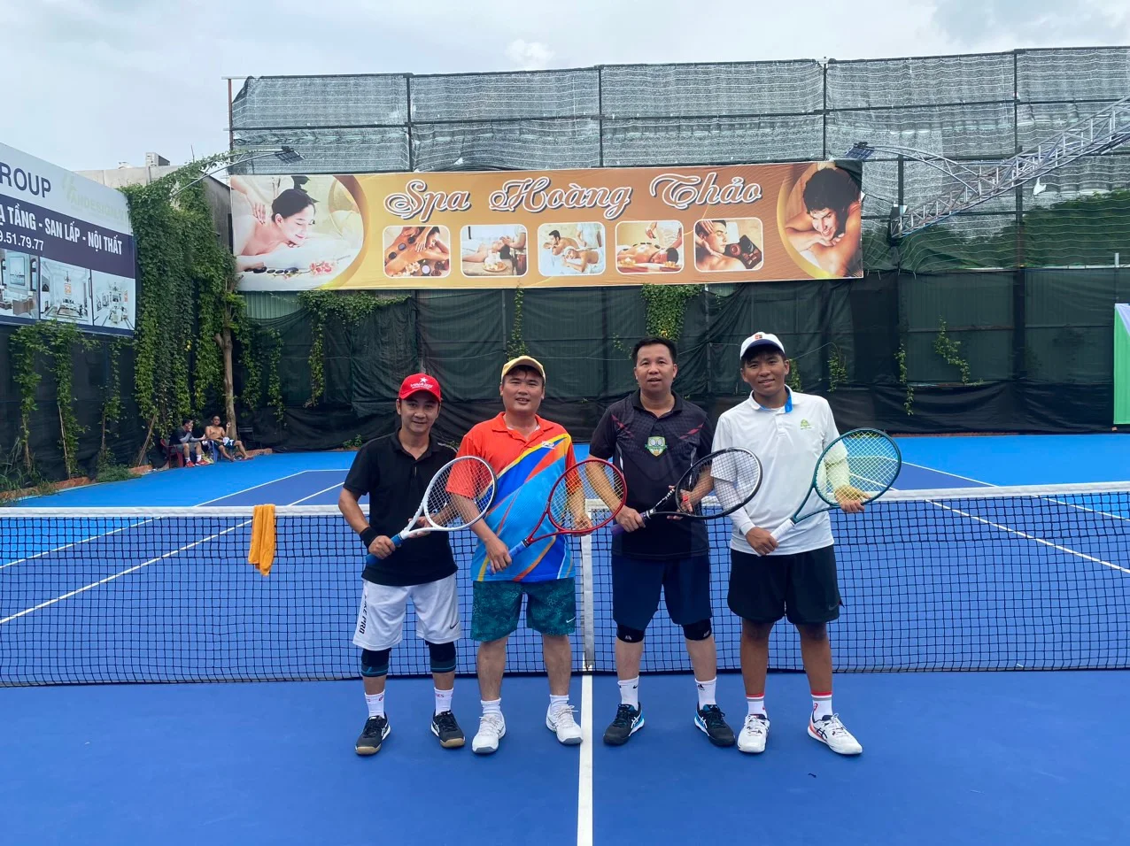 Sân tennis Trung Sơn quận 12