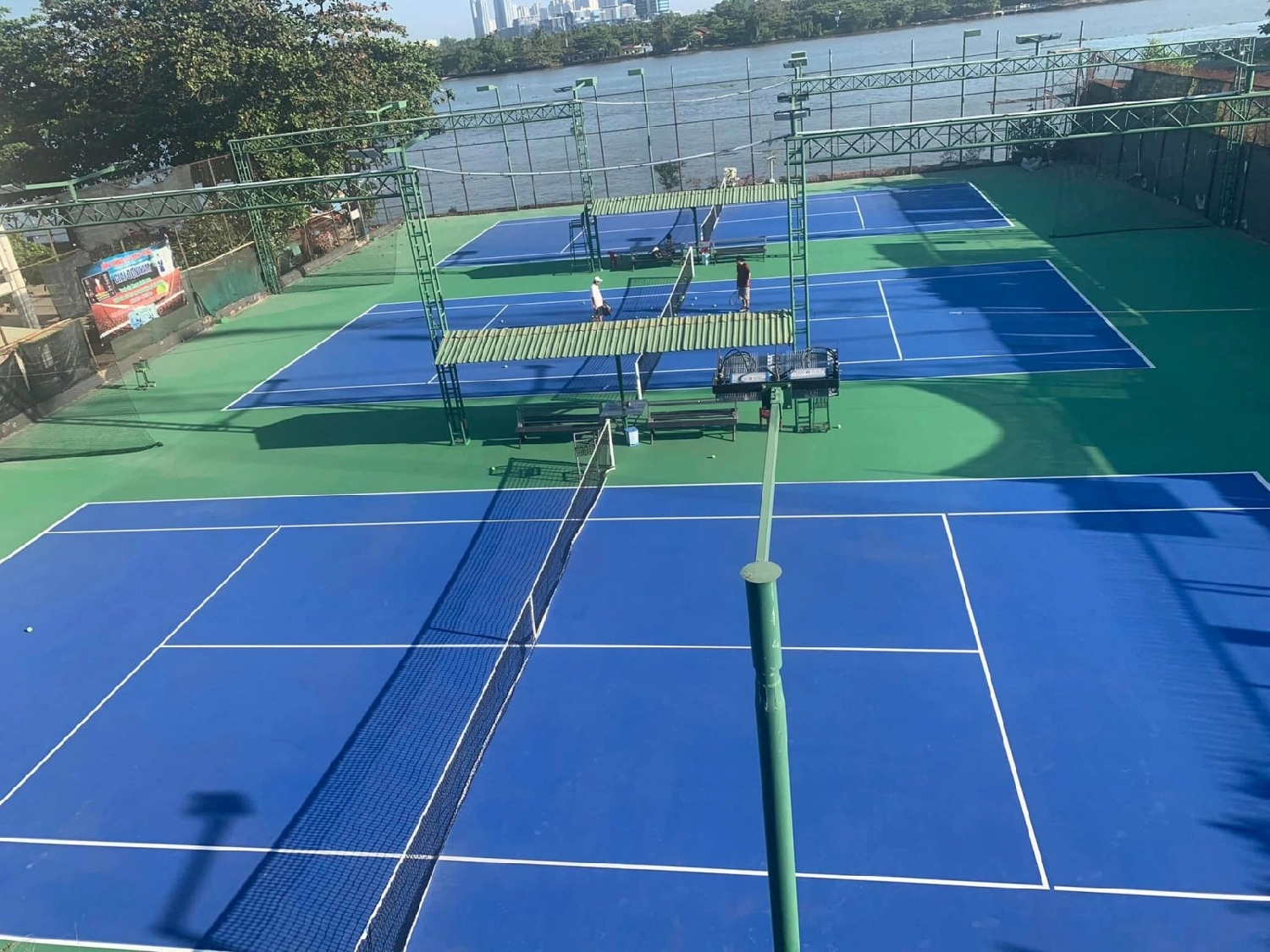 Biên Phòng Tennis Club - Sân Tennis quận 7 với phong cảnh tuyệt đẹp