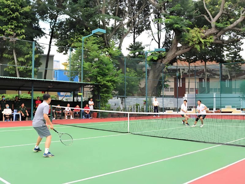 sân tennis quân khu 7