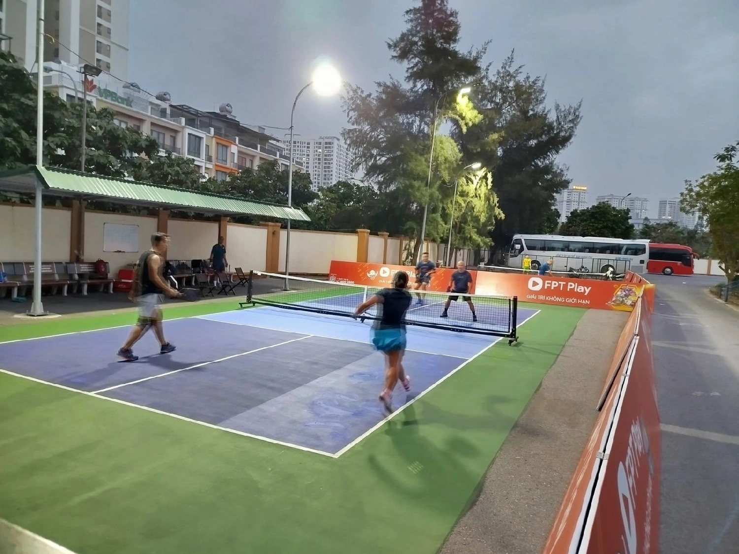 Các dịch vụ tiện ích của sân Thanh Trì Pickleball