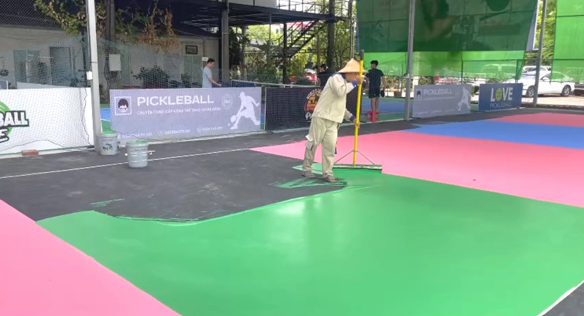 Sơn màu sân Pickleball