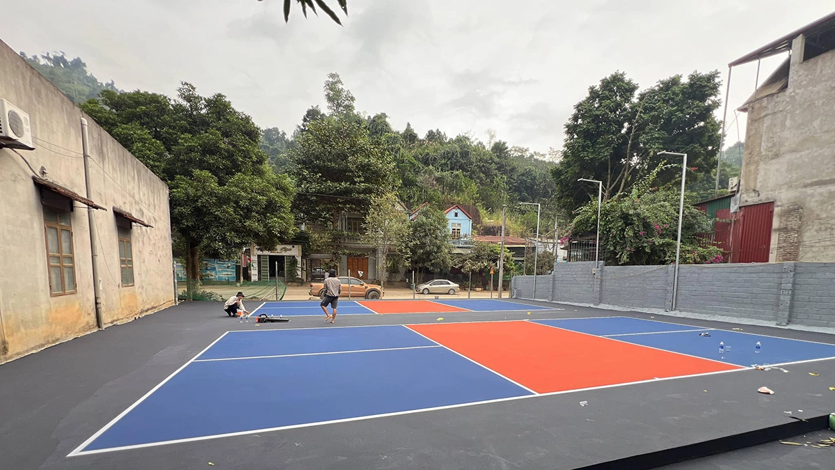 Sơn kẻ vạch sân Pickleball