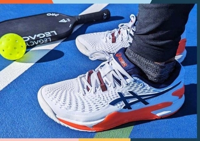 Thay đế giày pickleball để khi cảm giác di chuyển không còn êm nữa