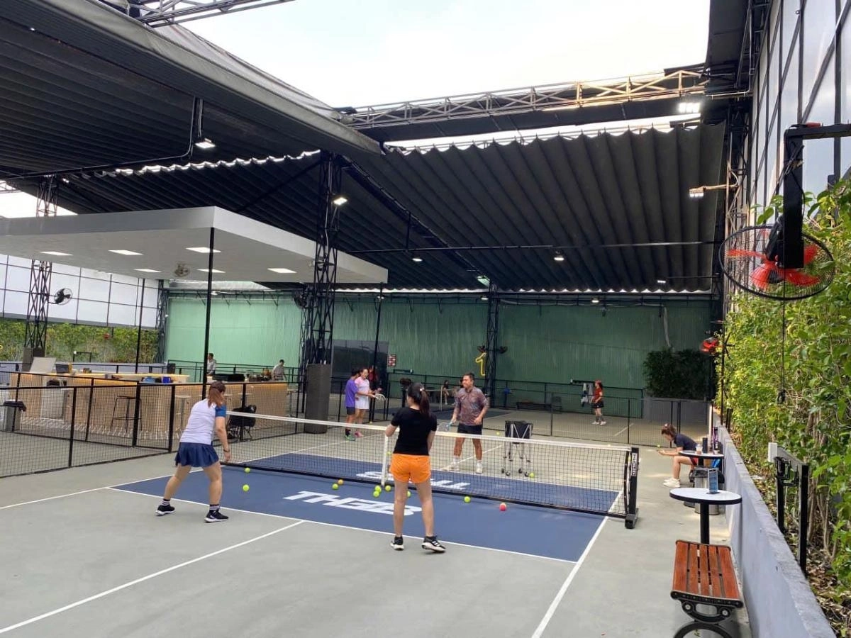 Các dịch vụ tiện ích tại sân The B Pickleball