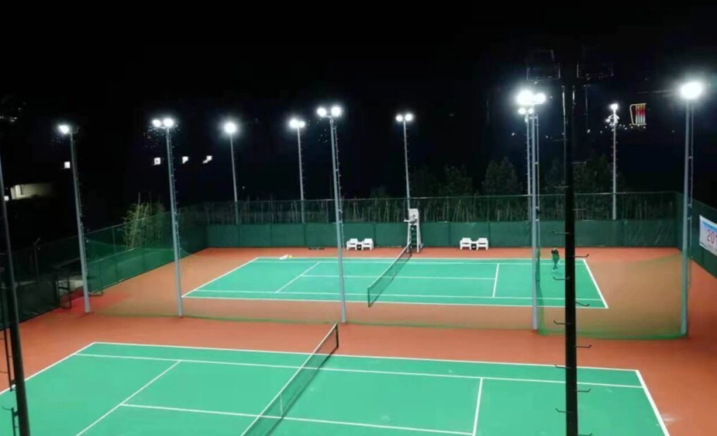 Hệ thống chiếu sáng sân cầu lông ngoài trời