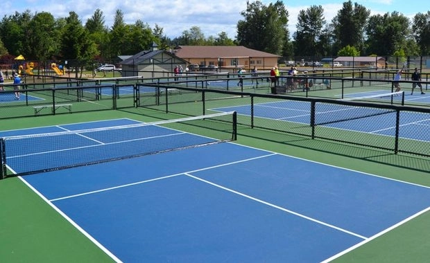 Công đoạn bàn giao sau khi thi công sân pickleball