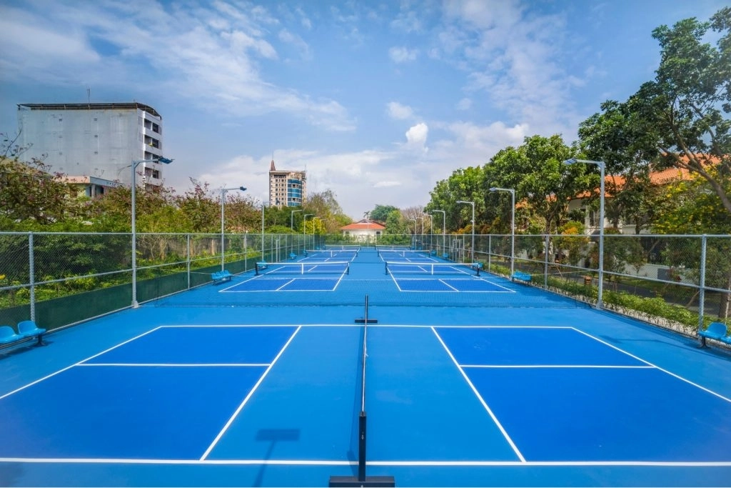 Chi phí thi công sân pickleball