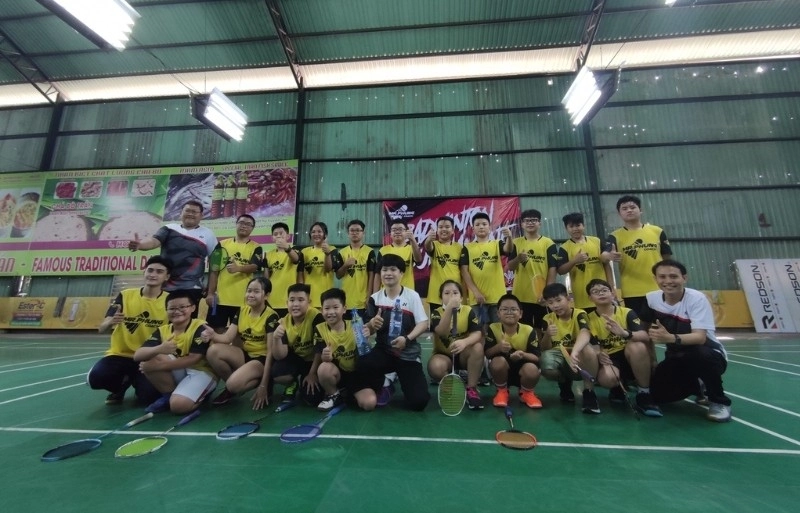Câu lạc bộ Cầu lông Lý Phong