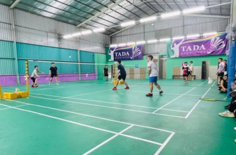 Câu Lạc Bộ Cầu Lông TADA