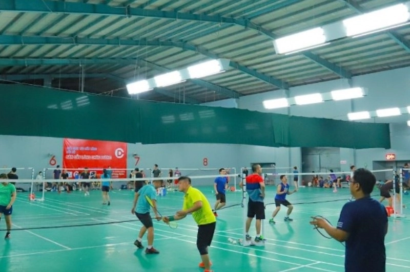 Học cầu lông cơ bản Tân Phú – Thầy Manh Danh (Bach Nguyen)