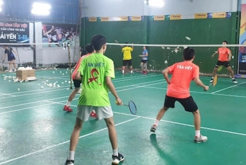 Lớp học cầu lông Tân Phú – Thầy Nhựt