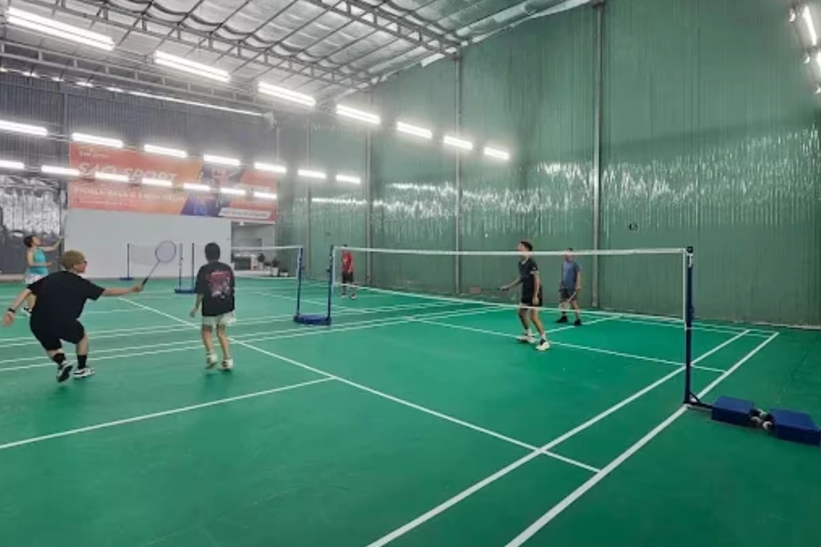 Sân cầu lông Phú Nhuận - Sân trường THPT Phú Nhuận