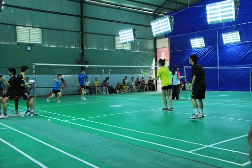 Sân cầu lông Hà Việt