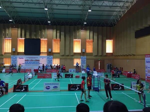 Sân cầu lông Học viện Ngân hàng