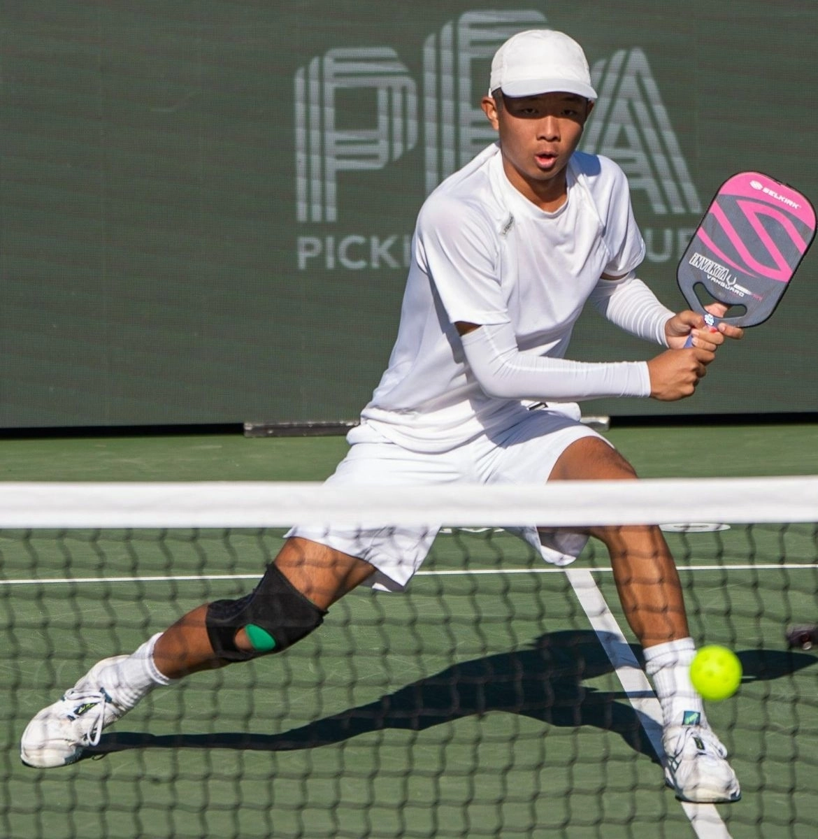 Vận động viên pickleball trẻ quang dương