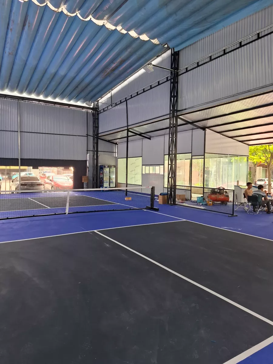 Sân Hercules Pickleball Club Hà Nội có không gian thoáng mát