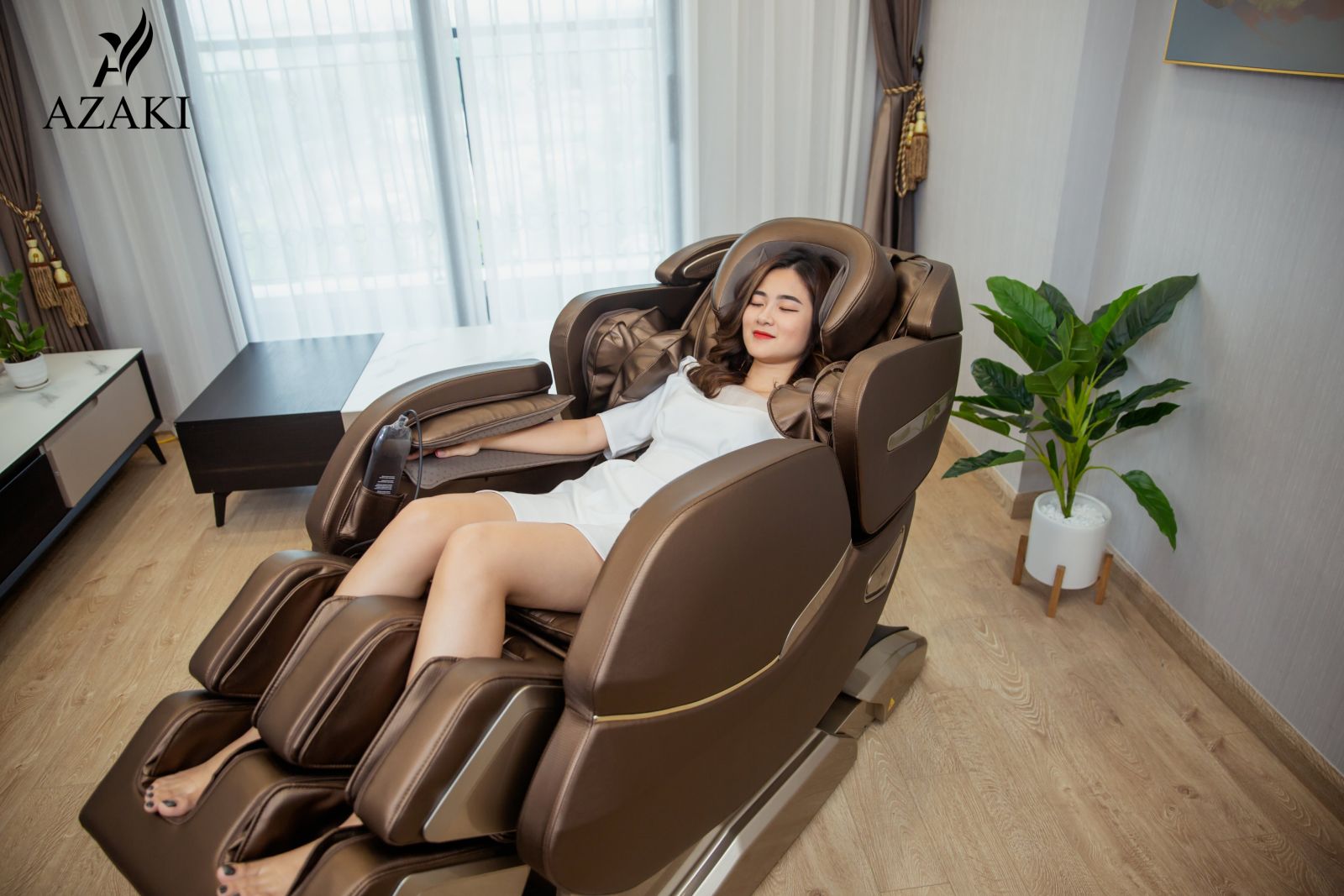 Thông số kĩ thuật và các chế độ của ghế massage Azaki S9 - Nâu chính hãng