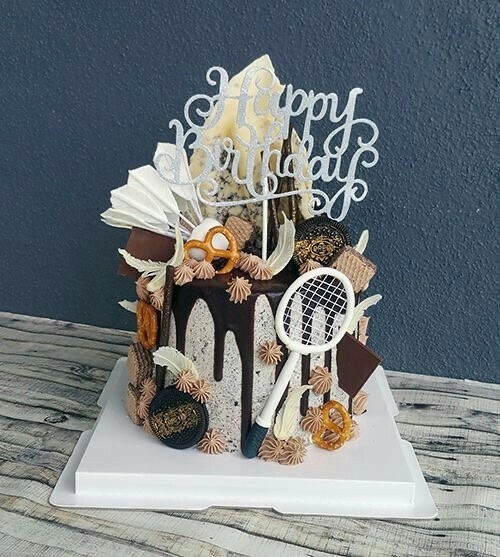 Bánh sinh nhật hình cây vợt cầu lông