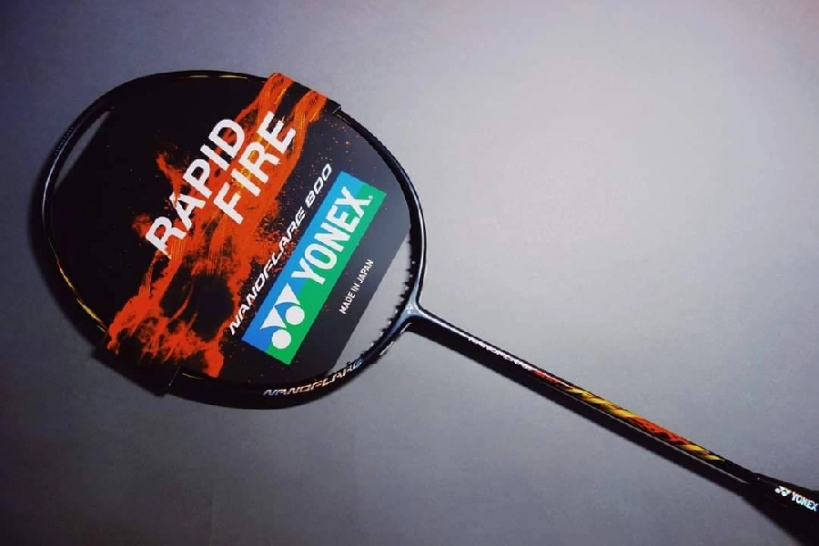 Đánh giá chi tiết vợt cầu lông Yonex Nanoflare 800