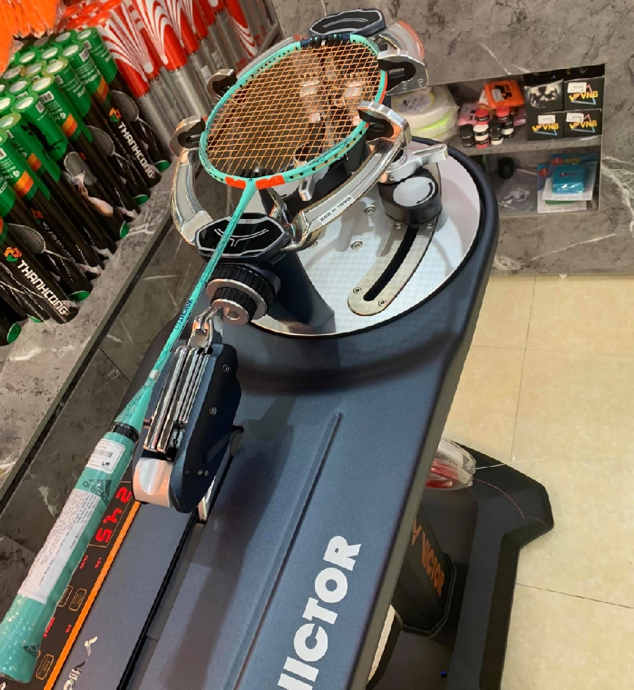 Những điều cần lưu ý khi mua vợt cầu lông ở Bình Phước !!!