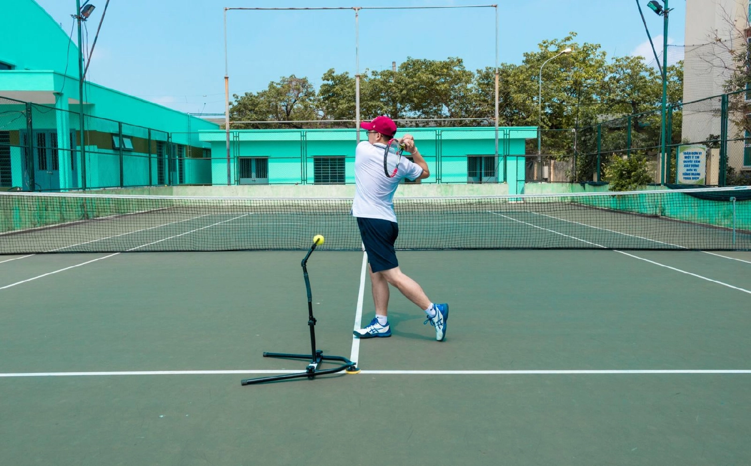 Dụng cụ tennis