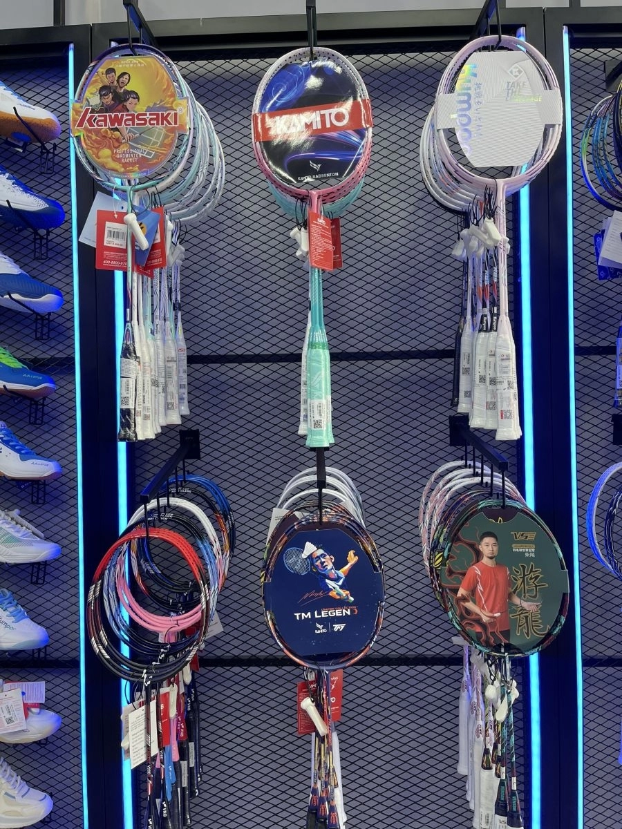 các hãng vợt đầy đủ mẫu mã tại VNB Premium Ninh Kiều Cần Thơ