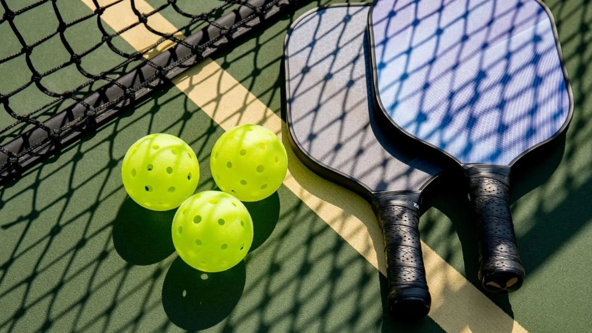 kỹ thuật giao bóng nâng cao trong Pickleball