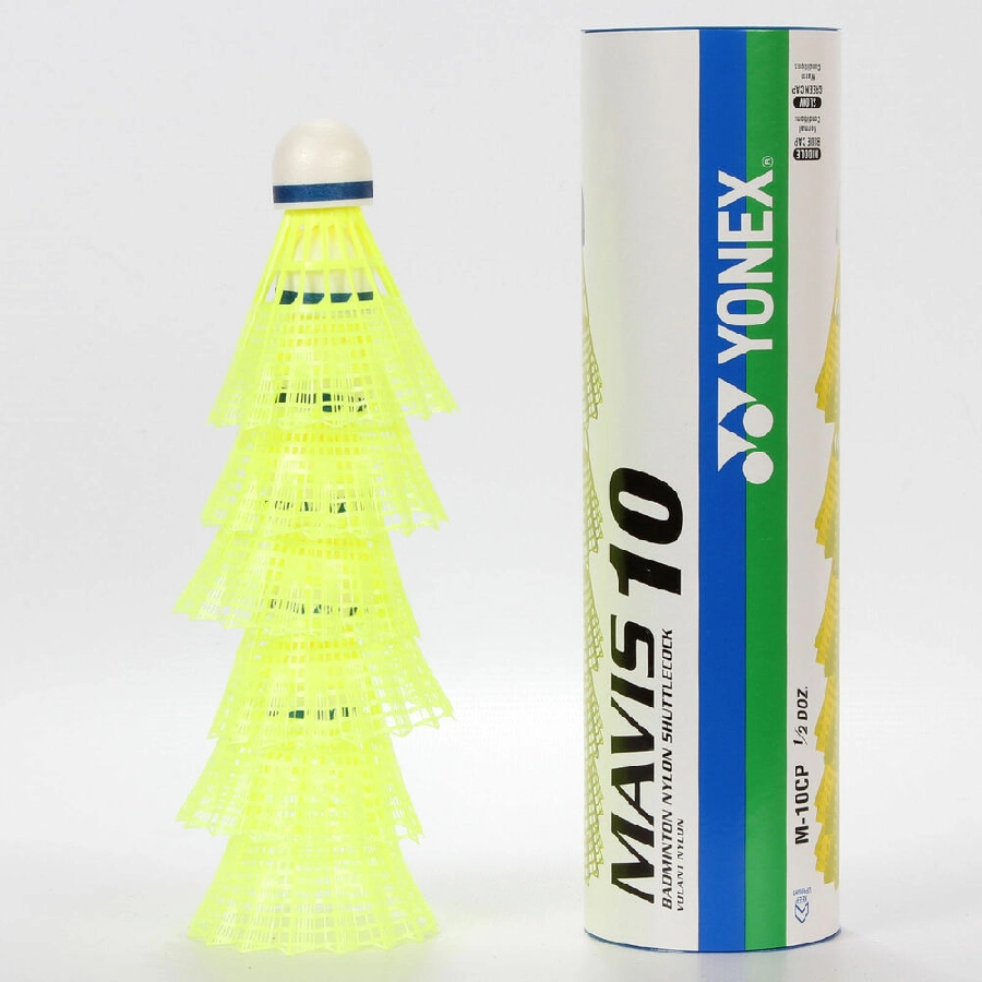 Quả cầu lông đánh ngoài trời được sử dụng nhiều nhất: Yonex MAV 10