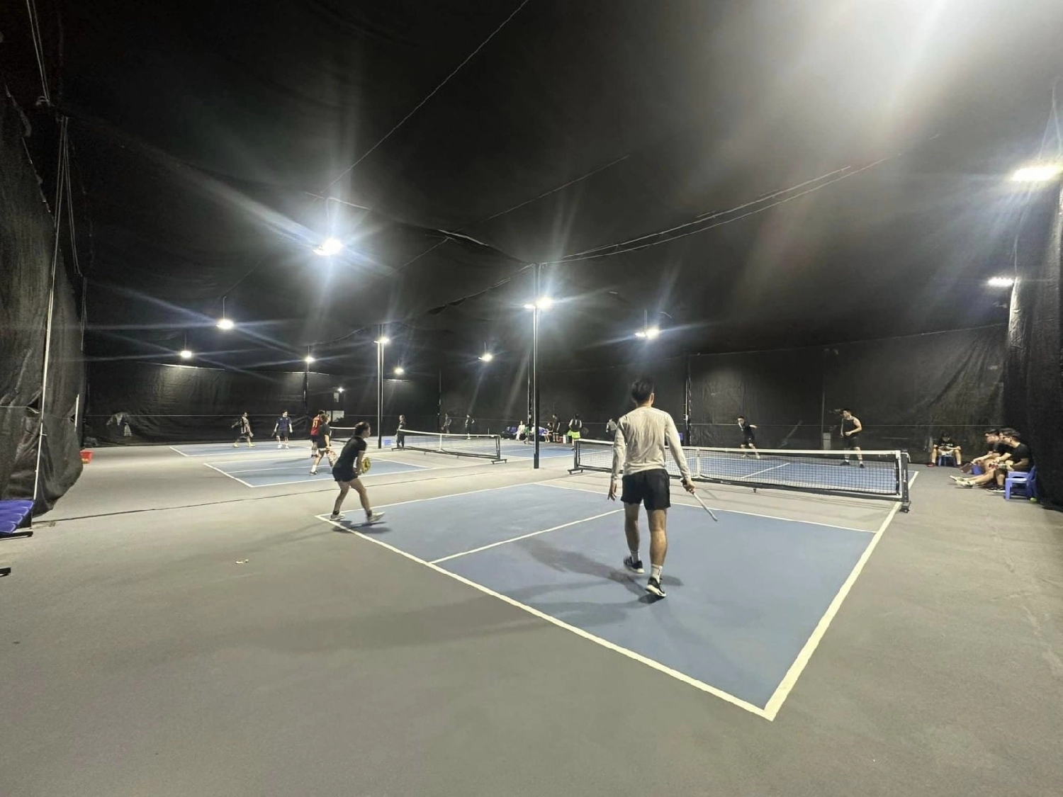 Các dịch vụ tiện ích của sân Pickleball 68 Vũ Đức Thận